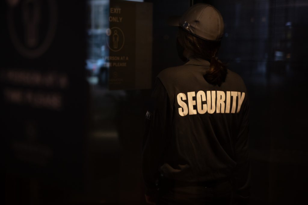 Businesses that can use static security guards